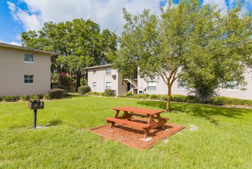 Frederick Gardens Apartments Gainesville - Swamp Rentals