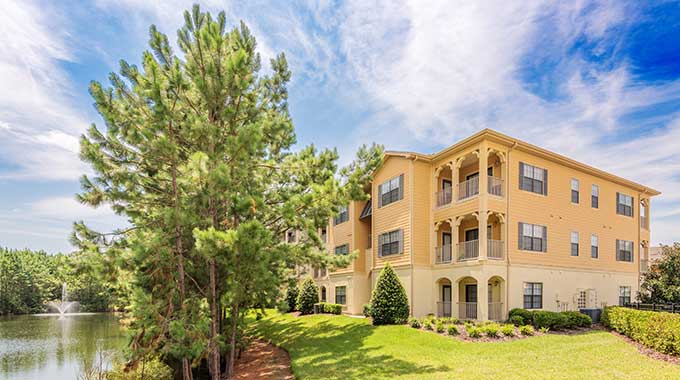 The Retreat at Magnolia Parke Apartments Gainesville Florida - Swamp