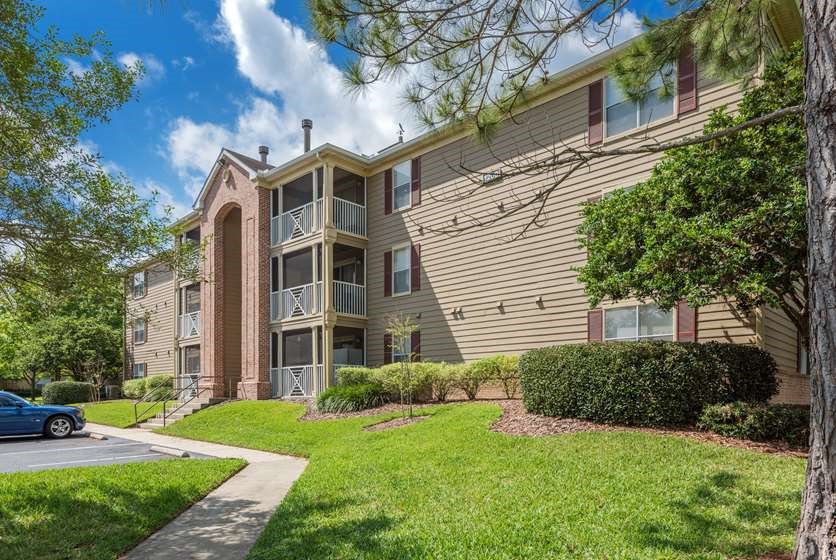 The Paddock Club Apartments Gainesville Swamp Rentals